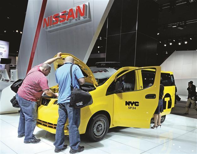 New York City taxi bid winner Nissan faces hard time