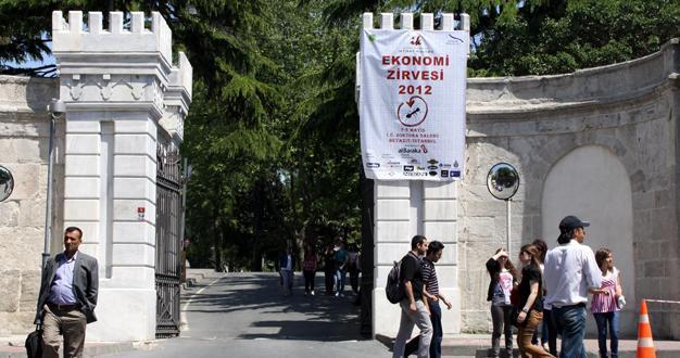 Blast at Istanbul University caused by noise bomb