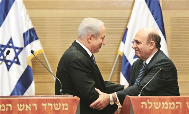 Netanyahu forms surprise coalition
