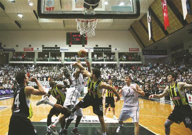 Beşiktaş aims to close playoff series