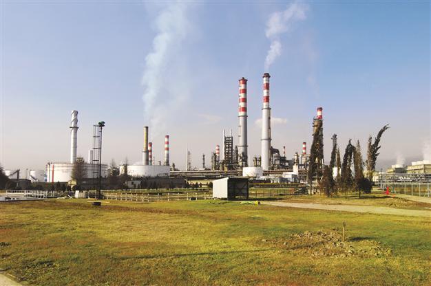 Turkey ups Iran oil imports in March before embargo