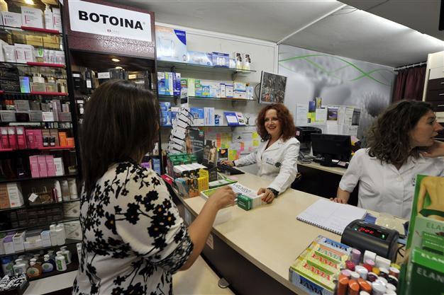 Pharmacists death highlights Greek plight