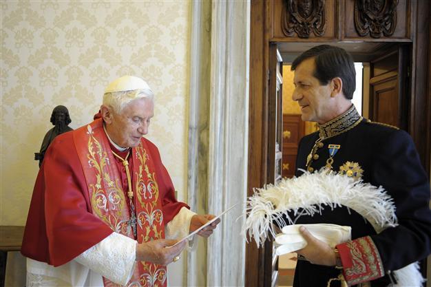 Vatican blames media for latest scandal