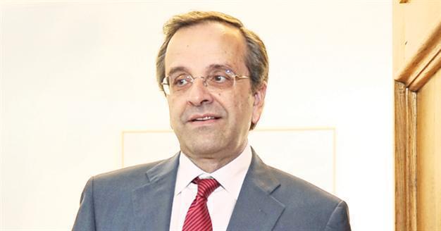 Samaras sworn in as Greek prime minister