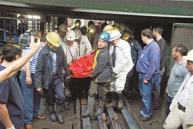 Turkish Parliament OKs labor safety code