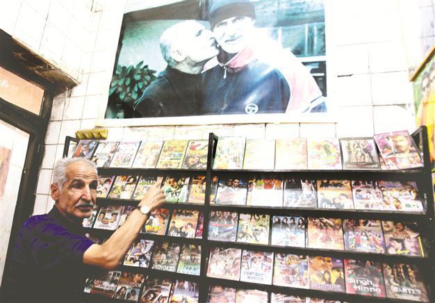 Iraqi man laments Bollywood decline