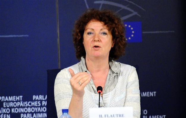 French parliamentarian suggests condoms at schools to end abortion debate