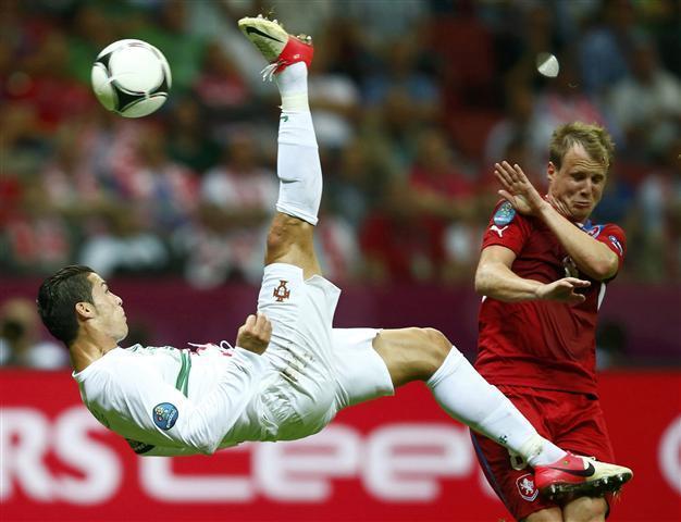 Thanks, boys, Czech dailies say after Euro exit