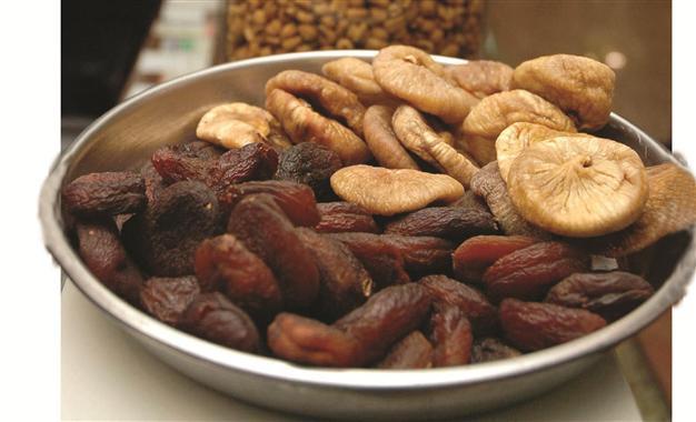 Chinese develop taste for Turkish nuts, dried figs