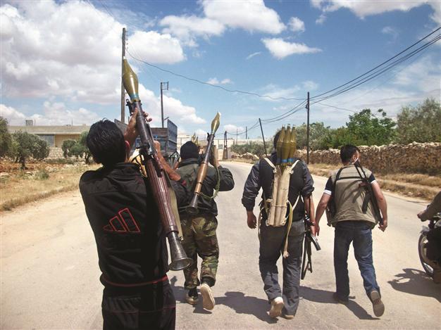 US mulls arms transfer to rebels