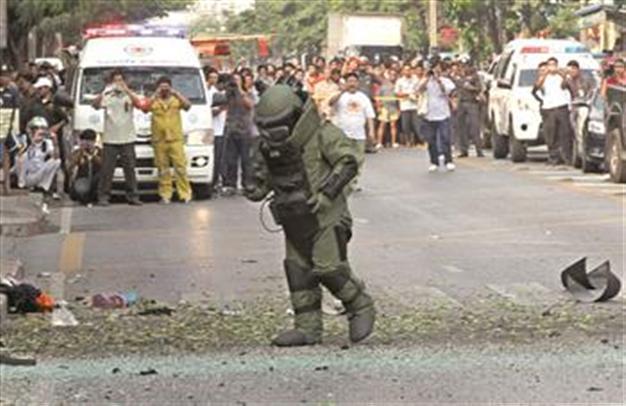 Malaysia court orders Iranian extradited over blast