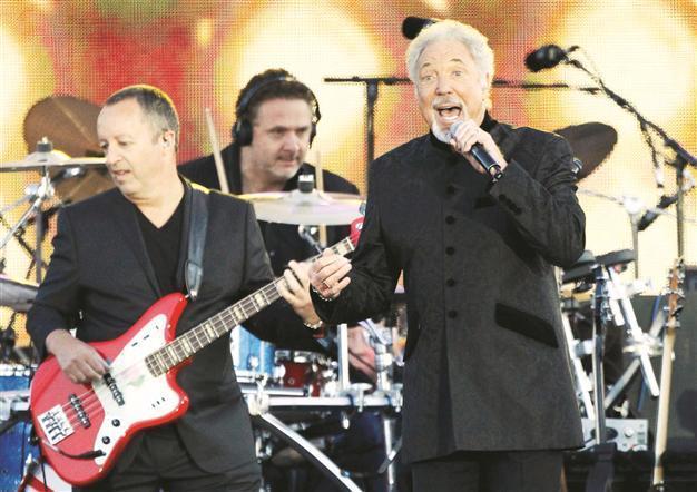 Tom Jones to meet with Istanbul audience