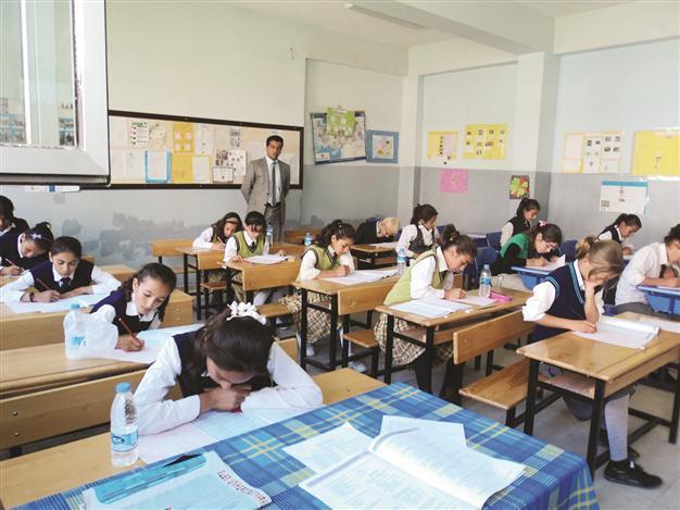 Controversial text book about Armenians sparks stir in Turkey
