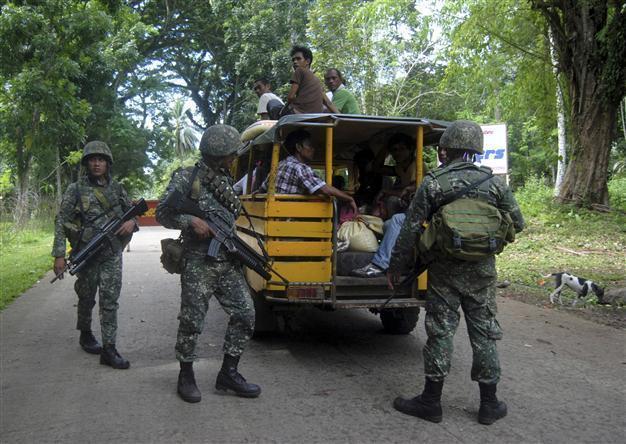 Potential witness in Philippine massacre killed