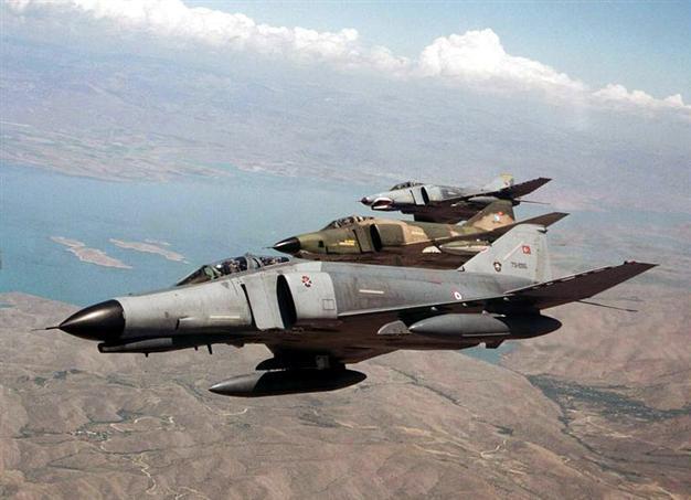 Armed Forces reveal details of the search for missing pilots
