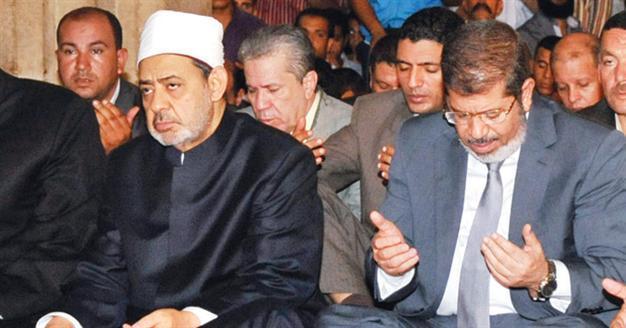 Thousands flock to Tahrir for Morsi