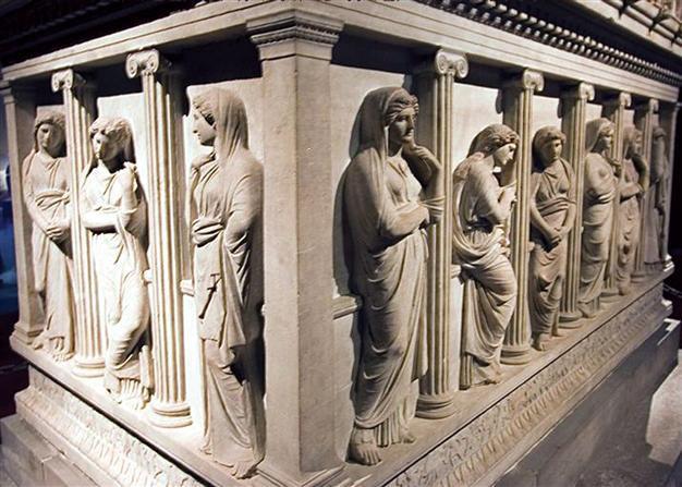 This belongs to Turkey, says American holder of smuggled artifact
