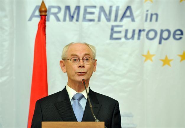 EU warns Armenia, Azerbaijan against fighting