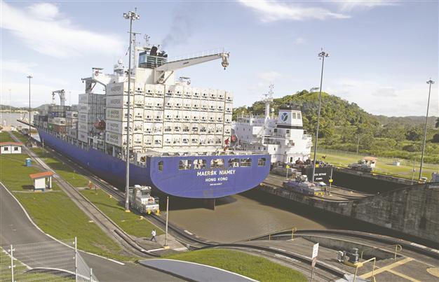 Nicaragua enacts bill for alternative canal