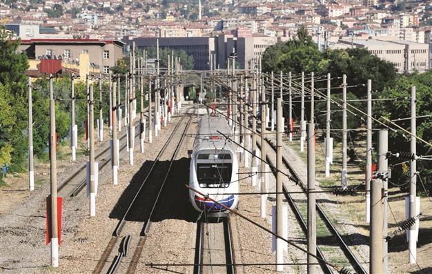 Cargo train service between Turkey, Pakistan to resume