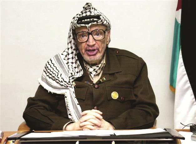Palestine’s Abbas calls for Arafat death probe, signals exhumation