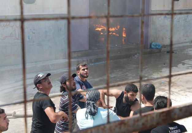 2 Syrian children killed in Turkey refugee camp fire