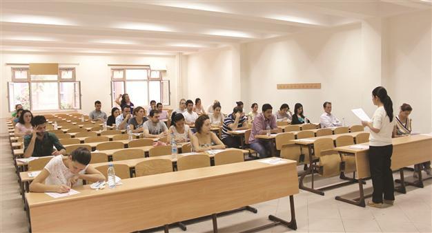 Cheating claims arise in exam as testing body denies charges in Turkey