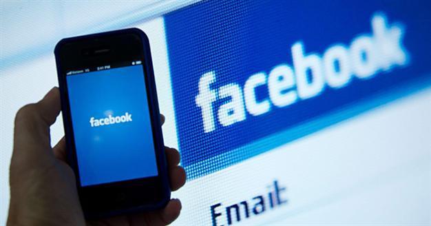 Facebook plans mobile ads based on app use: report