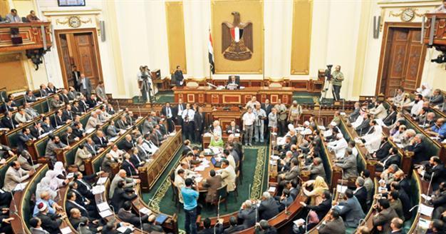 Egypt’s assembly meets defying army, judiciary