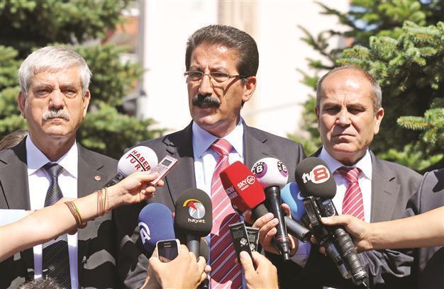 KESK hands prosecutor’s questions to president