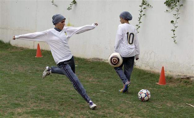 Saudis to send 2 women to London Games