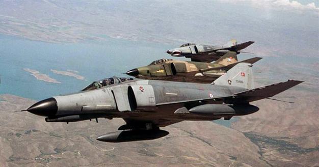 Syria shot Turkish jet in international air space, says Turkish FM