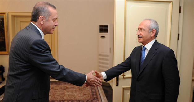 Turkish PM meets opposition leaders over downed jet