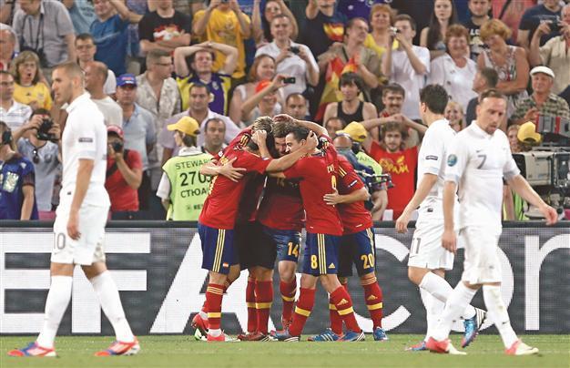 Renewed France still falters
