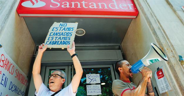 ECB loans to Spanish banks leap to record high $411 billion