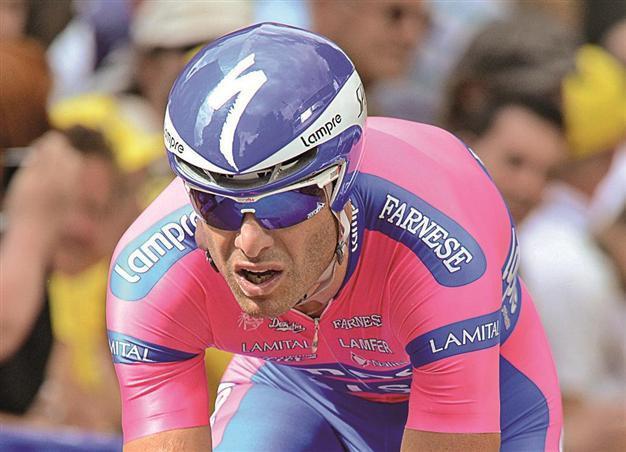 Two riders bid early farewell to 2012 Tour