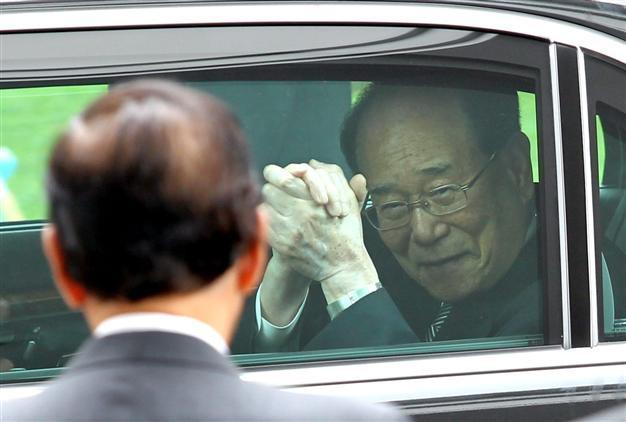 Iran delegation in N. Korea for talks: state media