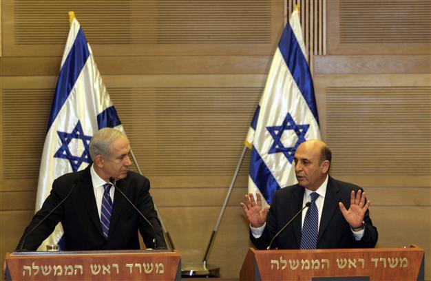 Lieberman vows to stay in Israel govt after Kadima bolts