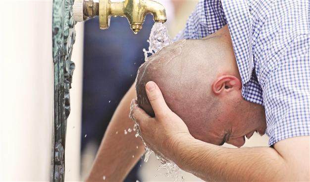 Usage of water hits a record after electricity