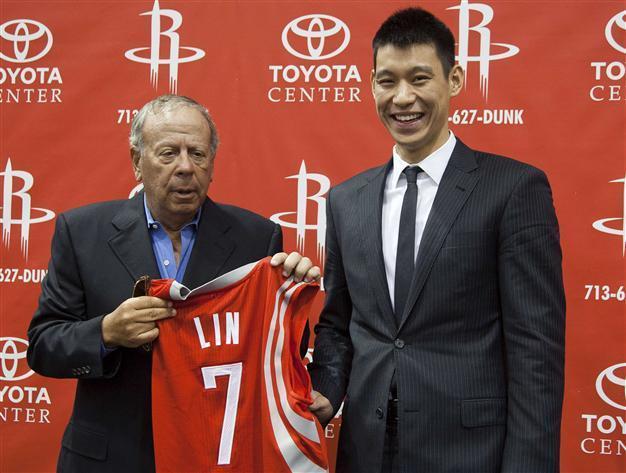 Linsanity arrives in Lone Star state