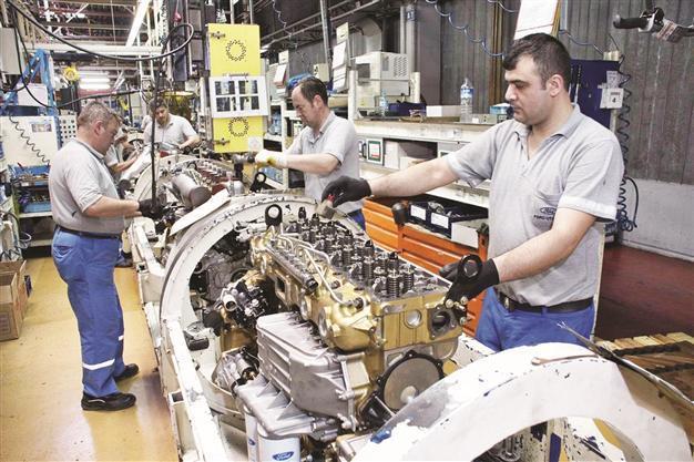 Loss-makers among 500 large industry firms nearly double