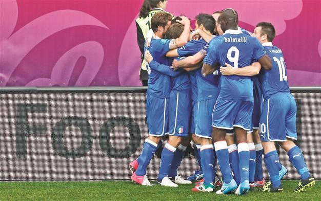 Italy looks to avoid falling into Irish trap