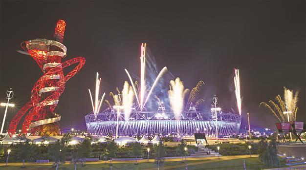 London set for spectacular night