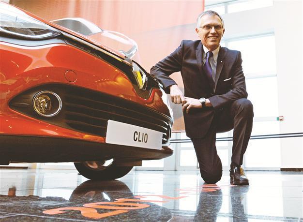 Renault’s earnings hurt by crisis