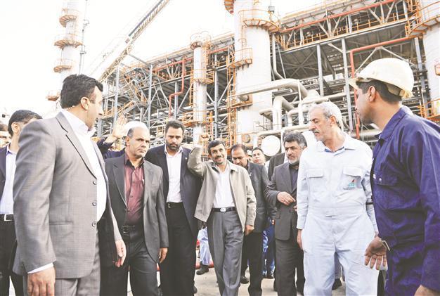 US hits Iran with fresh sanctions