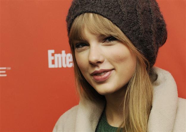 Taylor Swift dating a Kennedy teenager: reports