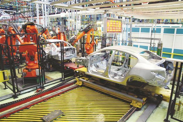 Renault to shed ‘soldier’s auto’ image in Turkey