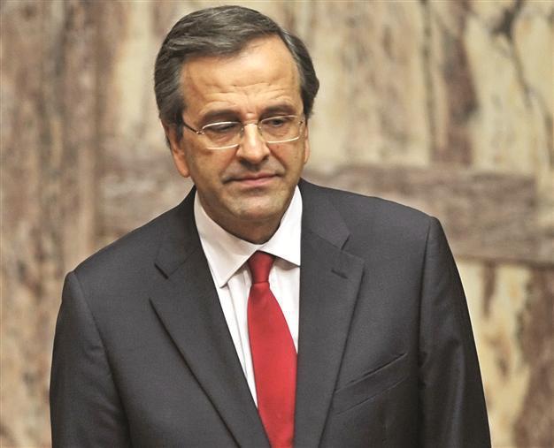 Lenders demand Greece to apply further wage cuts