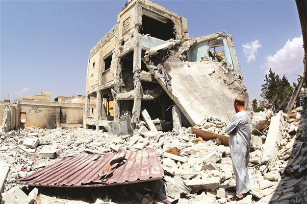 Rebels in Aleppo will be defeated, says Syrian FM