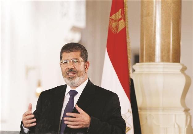 Egypt’s president praises military
